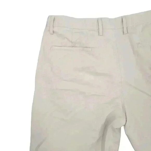 Gap Khakis Men's Tan Cotton Lived in Shorts - Picture 10 of 16